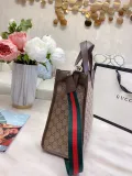GUCCI  LB0712005030006  size: 30x28cm