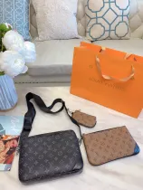 LOUIS VUITTON  LB5612005030067  size: 28cm