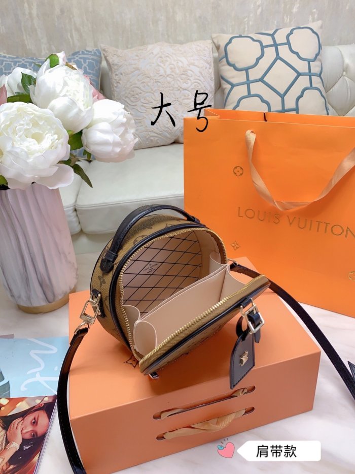 LOUIS VUITTON  LB0412005030012  size: 17x15cm\13x12cm