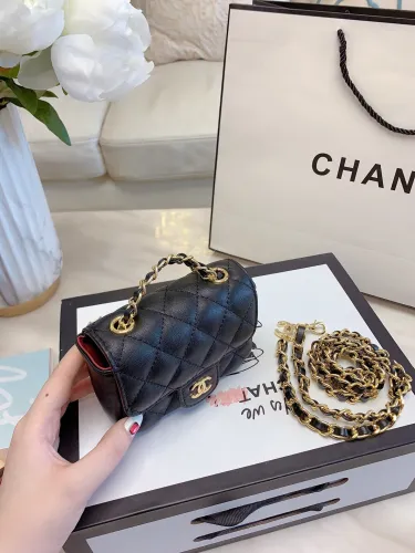 CHANEL  LB5812005030058  size: 13x9cm
