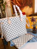 LOUIS VUITTON  LB0122005020110  size: 32x15x29cm
