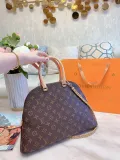 LOUIS VUITTON  LB5612005030027  size: 27cm