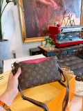 LOUIS VUITTON  LB0012005020107  size: 20cm