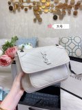 YSL  LB0812005030020  size: 28cm