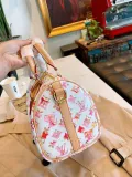 LOUIS VUITTON  LB0412005020126  size: 25cm