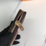 LOUIS VUITTON  LB582005030001  size: 11x6x2cm