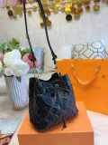 LOUIS VUITTON  LB5912005030033  size: 20cm