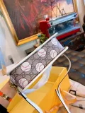 GUCCI  LB5412005020124  size: 21x15cm