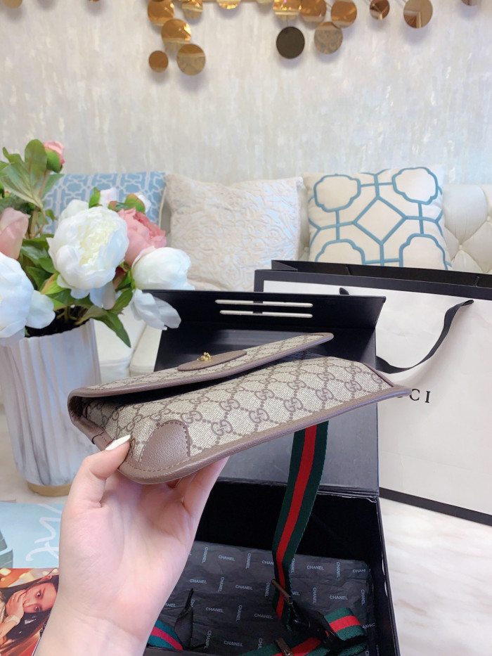 GUCCI  LB5212005030025  size: 24x17cm