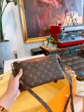 LOUIS VUITTON  LB0012005020107  size: 20cm