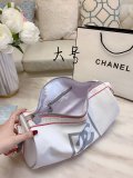 CHANEL  LB0612005030014  size: 38x16cm