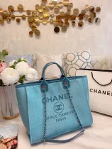 CHANEL  LB0222005030060  size: 38x30cm
