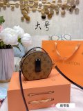 LOUIS VUITTON  LB0412005030012  size: 17x15cm\13x12cm