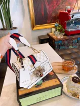 GUCCI  LB0912005020137  size: 23x17cm