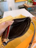 LOUIS VUITTON  LB0012005020107  size: 20cm