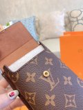 LOUIS VUITTON  LB5412005030100  size: 10x20cm
