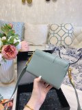 DIOR  LB0712005030037  size: 18x12cm