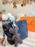 LOUIS VUITTON  LB5122005030077  size: 32cm