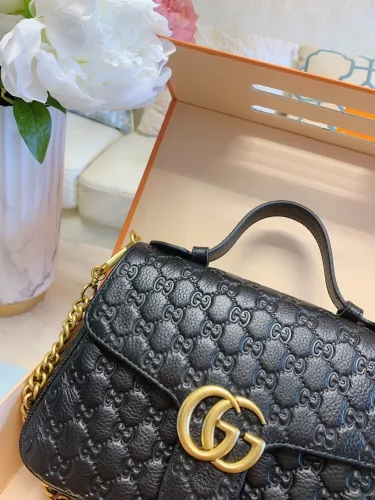 GUCCI  LB0122005030030  size: 26cm
