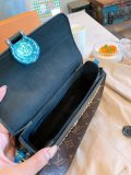 LOUIS VUITTON  LB0612005020151  size: 21x14cm