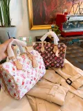LOUIS VUITTON  LB0412005020126  size: 25cm