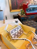 GUCCI  LB5412005020124  size: 21x15cm