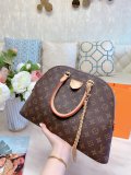 LOUIS VUITTON  LB5612005030027  size: 27cm