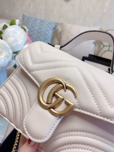 GUCCI  LB5812005030091  size: 22cm