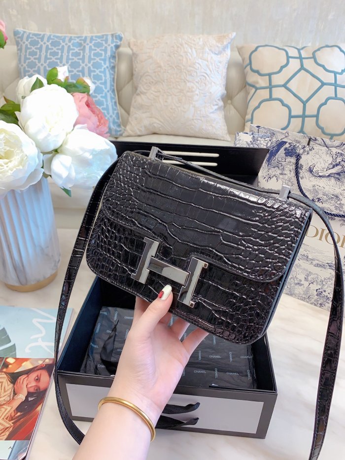 HERMES  LB0612005030097  size: 20cm
