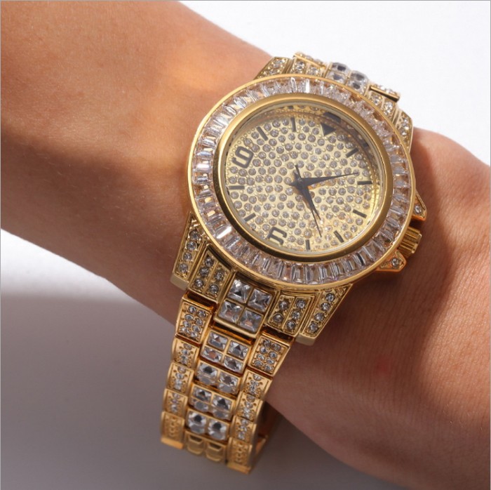 Mens bling-ed out 18k gold watch with crystal diamonds japan quartz movement waterproof 40mm