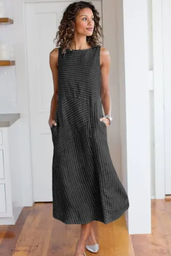 Black Crew Neck Striped Shift Daily Dress