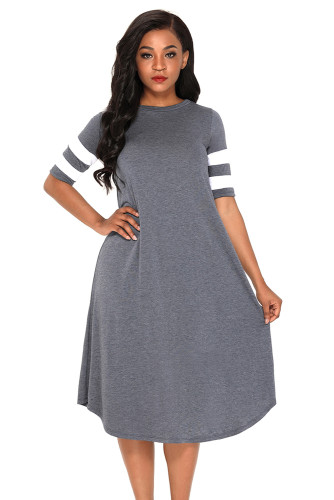Striped Half Sleeves O Neck Flowy Jersey Dress in Gray
