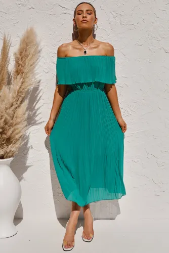 Green Off-the-shoulder Pleated Tunic Chiffon Long Dress