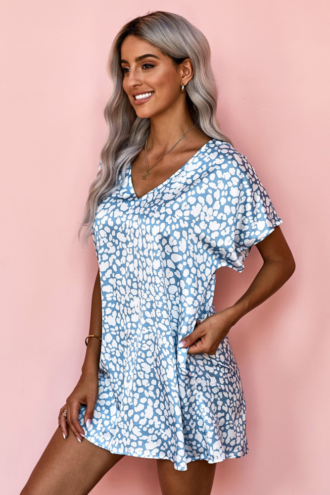 Green V-Neck Half Sleeve Leopard Casual T Shirt Dress with Pockets