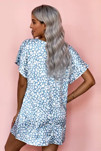 Green V-Neck Half Sleeve Leopard Casual T Shirt Dress with Pockets