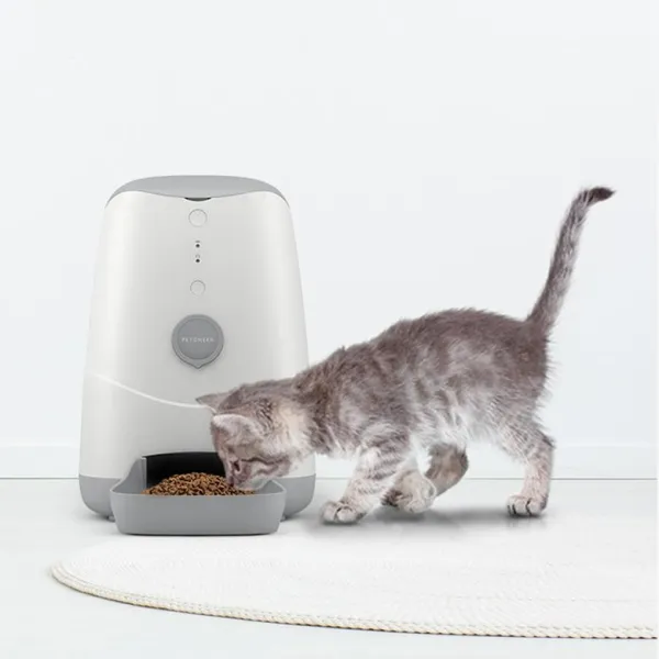 Smart Pet Feeder
