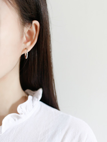 Sterling Silver simple personality Circle Earrings (multiple sizes)