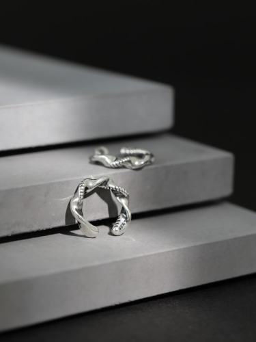 dan 925 Sterling Silver Irregular Vintage Stud Earring