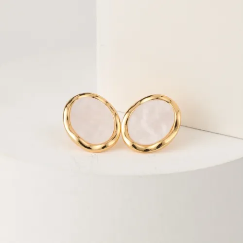 Nuevos pendientes de verano geométricos simples de oro real chapados en oro laminado para mujer
