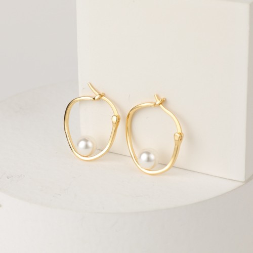 Nuevos aretes irregulares de oro laminado redondos irregulares de oro de 14 quilates con perlas