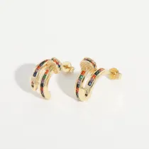 Nuevos aretes de oro laminado con clavo de circonita de diamante de color oro real de 14k chapados en latón