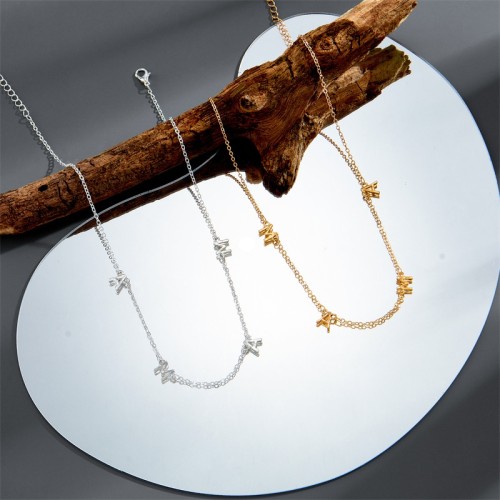Cadena de clavícula simple con colgante de letra de oro real 14 chapado en oro laminado