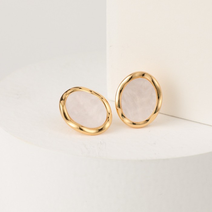 Nuevos pendientes de verano geométricos simples de oro real chapados en oro laminado para mujer