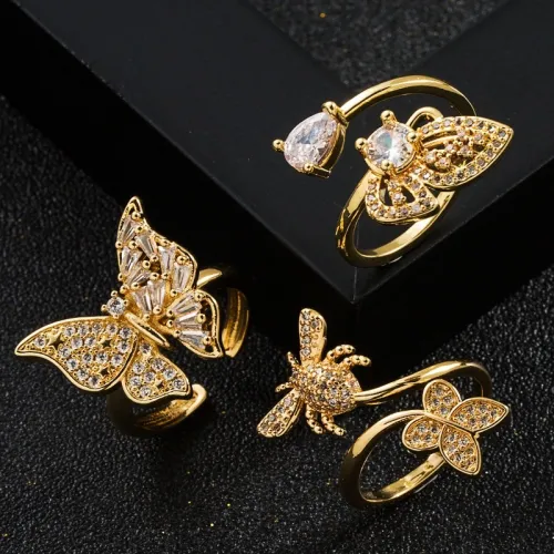 anillo abierto de mariposa de circón microset chapado en oro de oro laminado de moda