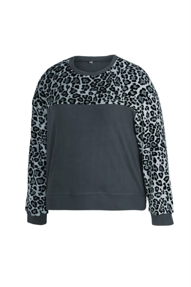 Plus Size O Neck Leopard Plush Shirt