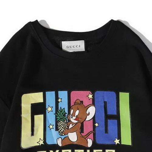 官网同步20早秋最新款-古驰Gucci 时尚休闲长袖卫衣.好质量是您的需求好品味是您该追求!!