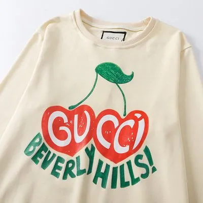 官网同步20早秋最新款-古驰Gucci 时尚休闲长袖卫衣.好质量是您的需求好品味是您该追求!!