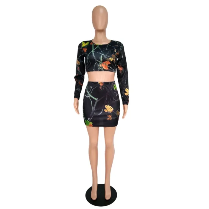 Print Black Long Sleeve Crop Top and Mini Skirt