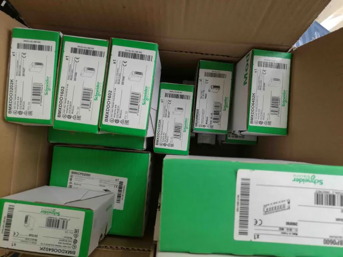 BMXDDO1602 Schneider Discrete output module Original Factory Sealed New