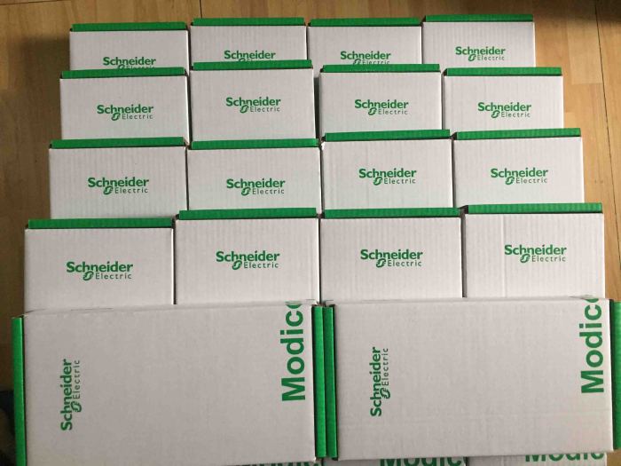 140NOM25200 Schneider Modicon Quantum Original Factory Sealed New